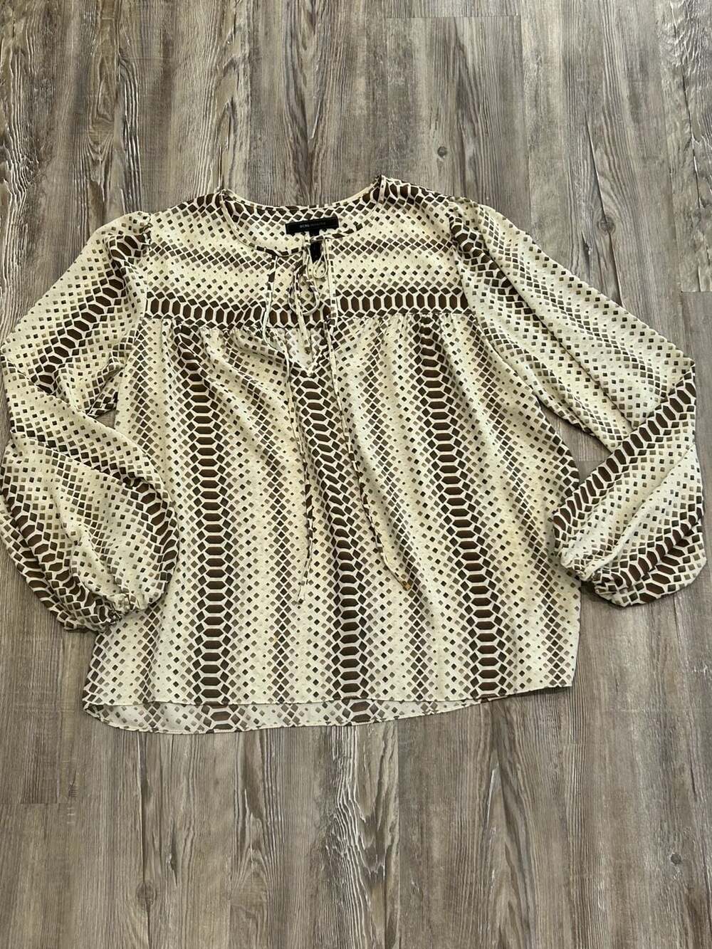 BCBGMaxAzria Lorella Long Sleeve Geometric Print Tie-Neck Blouse Size M